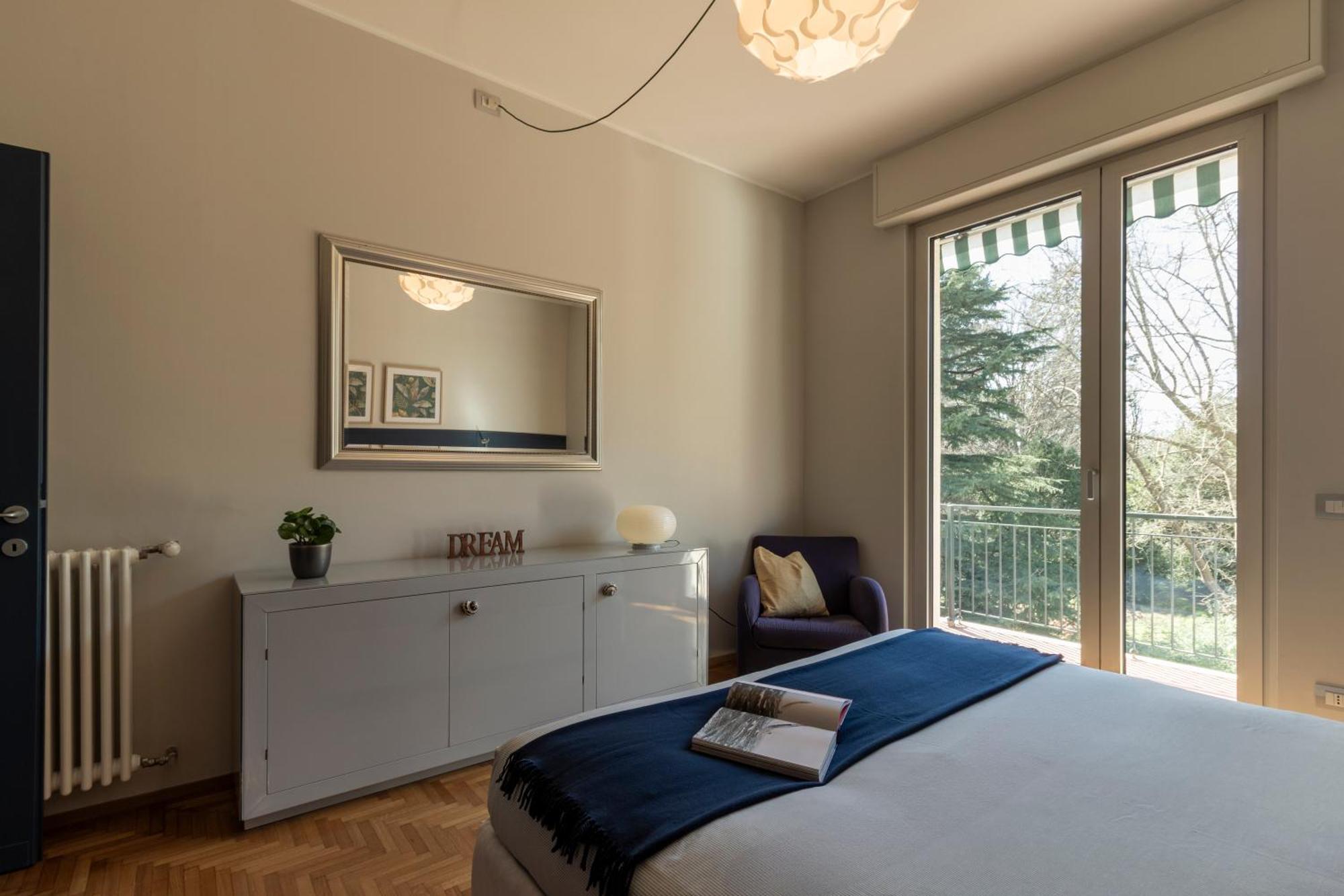 Apartament Cosy In The Park Como Zewnętrze zdjęcie